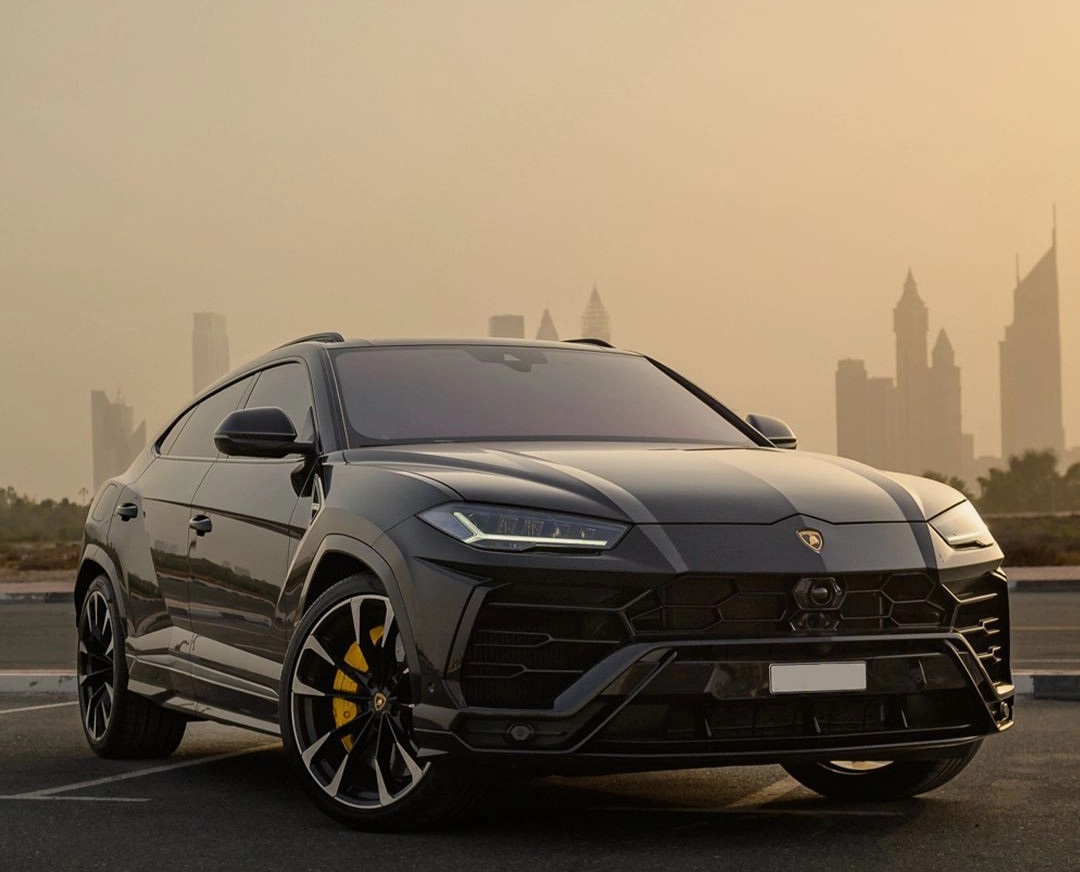 Lamborghini Urus Pearl Capsule