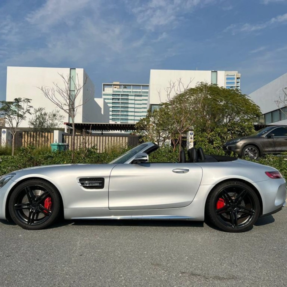 Mercedes Benz AMG GT Convertible