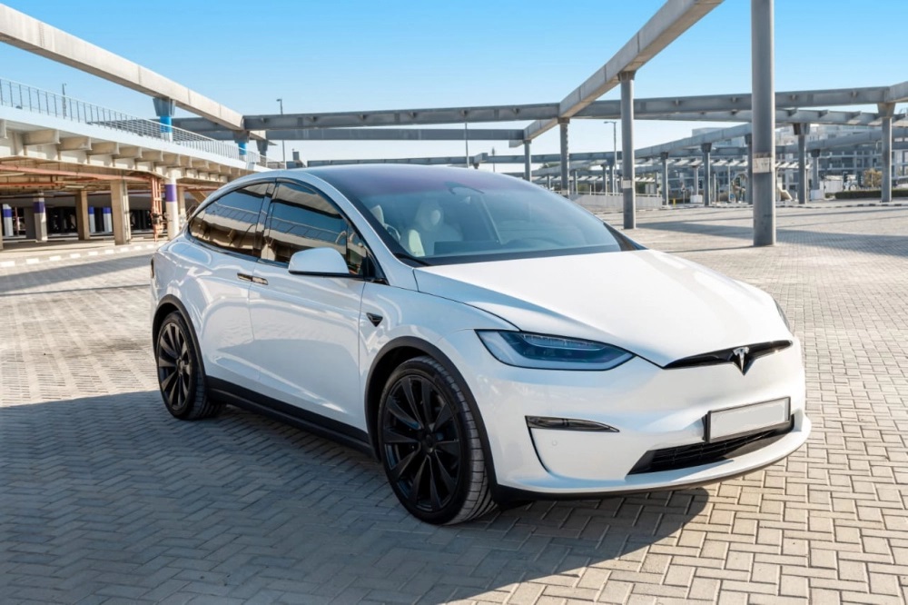 Tesla Model X Plaid