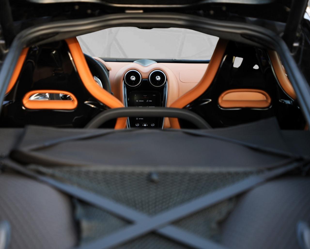 McLaren GT 2023