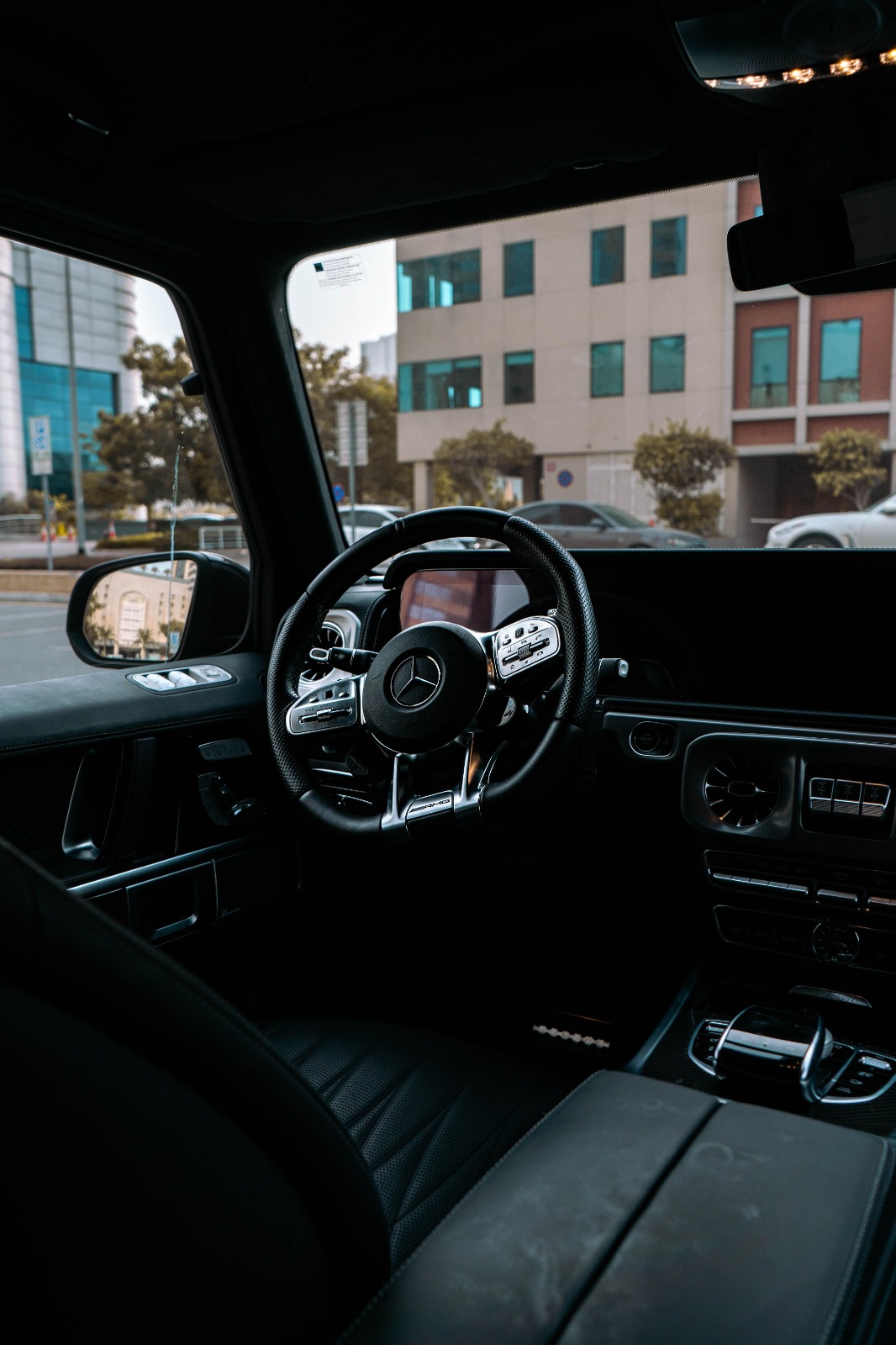 Mercedes-AMG G63 (Black)