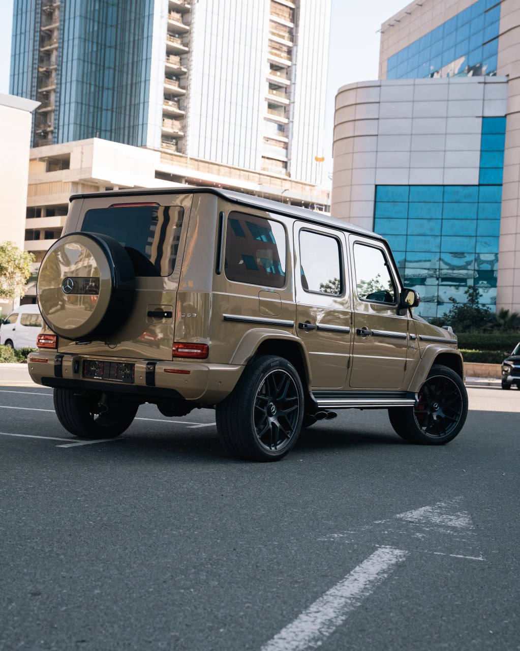 Mercedes-Benz G 63 AMG Desert Sand